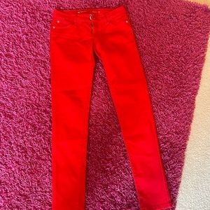 red skinny jeans